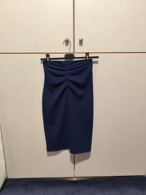 Blue pencil skirt like new, size S-M