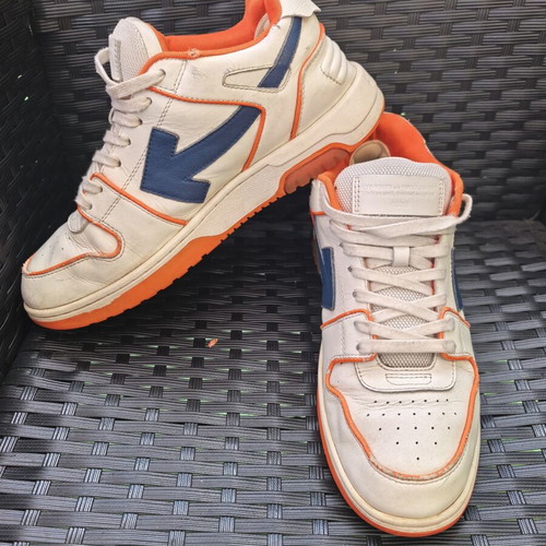 Off-White Out of Office sneakers used, size 43