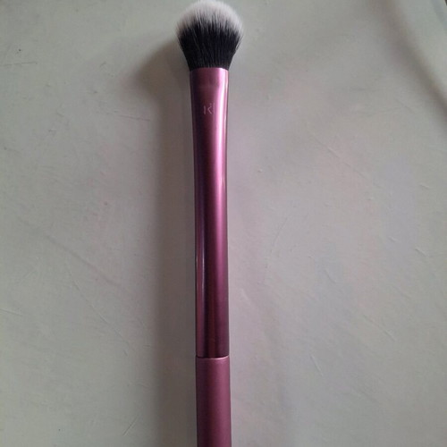 Real Techniques brush like new