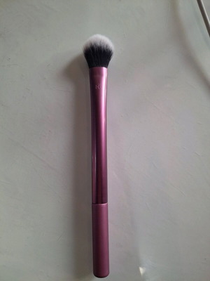 Real Techniques brush like new