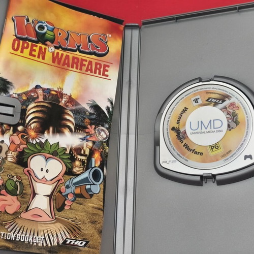 PSP games bundle with Worms Open Warfare and Secret Agent Clank