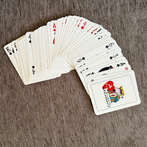 Komix playing cards like new with bonus comic Stories of the Bow