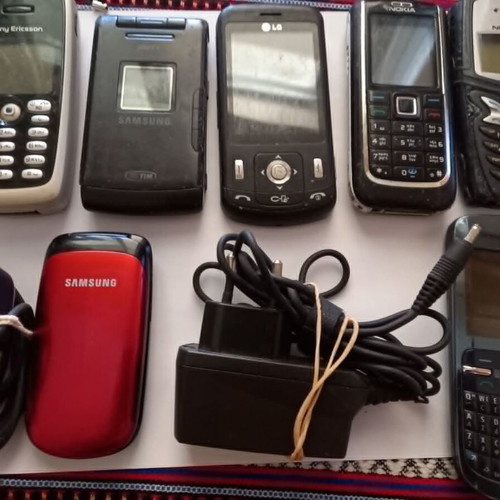 Vintage mobile phones used, collection with Nokia Samsung LG Sony Ericsson
