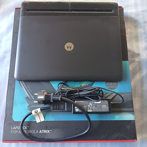 Motorola Atrix Lapdock used, docking station for smartphone