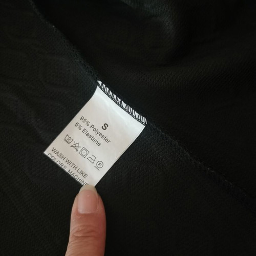 Vest black like new, size S fitting larger sizes
