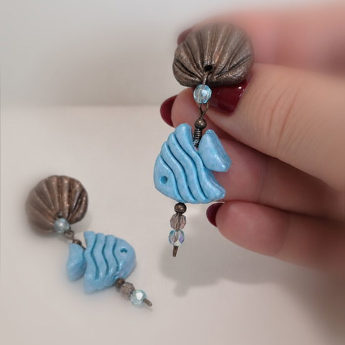 Ocean Fish Dangle Earrings new, turquoise and brown