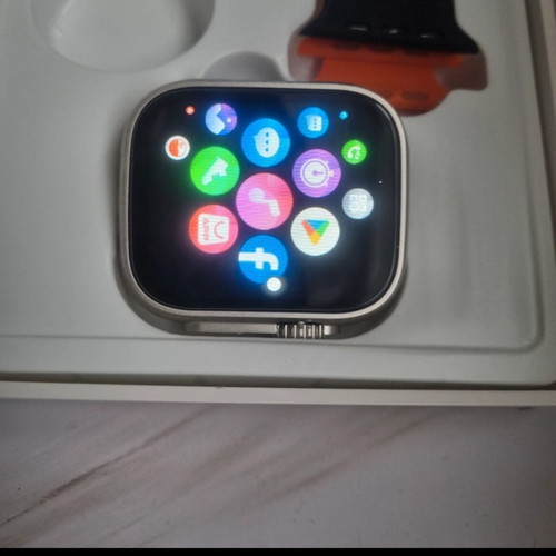 Android smartwatch with SIM, WiFi, 32GB storage, 2GB RAM