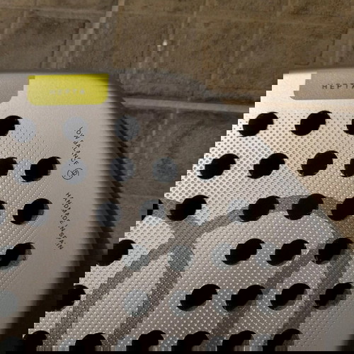 Падел ракета Bonabola нова, сребриста, 313гр, нисък баланс