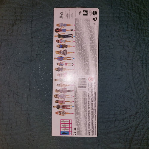 Barbie Fashionistas #17 doll new in box