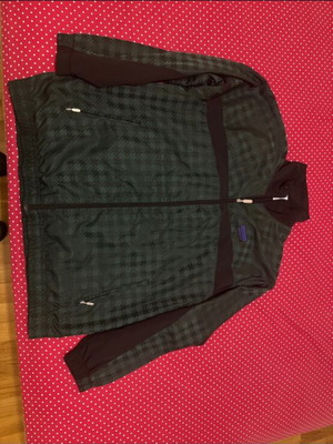 Μπουφάν αντιανεμικό Adidas XL σαν καινούργιο, μαύρο και σκούρο πράσινο