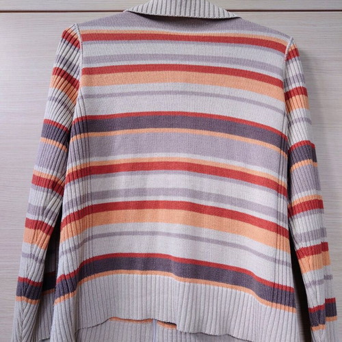 Bonita striped cardigan Medium unisex like new, multicolor