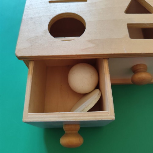 Παιχνίδι Montessori με συρτάρια διαλογής σχημάτων μεταχειρισμένο, ξύλινο