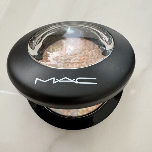 Mac collectible shimmer new