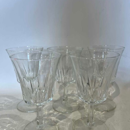 Luminarc Regency crystal glasses set of 5 used, one cracked