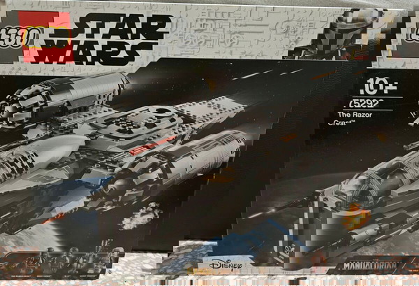 SEALED Lego Star Wars Razor Crest 75292 - 170
