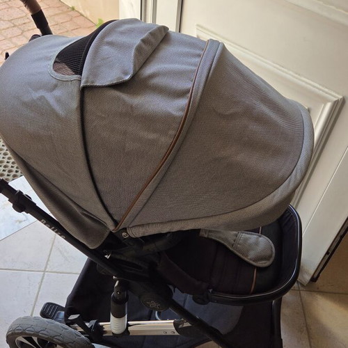 Bebe Stars Belize 3-in-1 stroller used, with bassinet and car seat