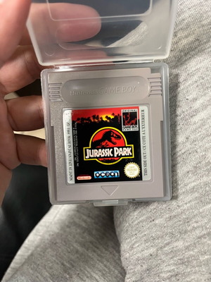 Jurassic Park Game Boy like new with case