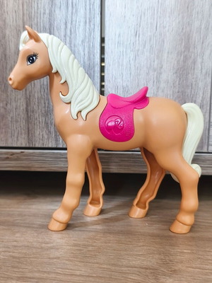 Barbie Horse McDonald's Happy Meal 2015 like new