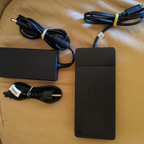 Dell WD19S 130W USB-C Docking Station like new with HDMI, DisplayPort, PD and Ethernet