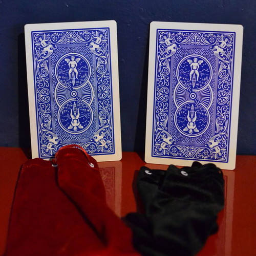 Stage Magic large plastic cards like new for magicians