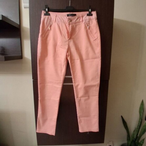 Clothing bundle like new, size large