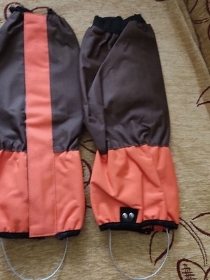 Gaiters new with side opening and high visibility orange inserts
