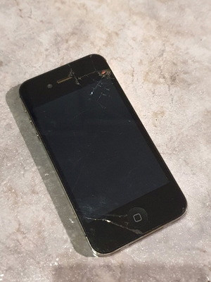 Apple iPhone 4S (A1387) (Parts)
