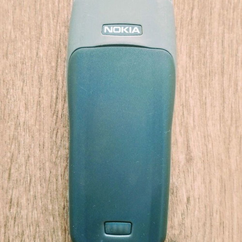 Nokia 1100 like new, gray