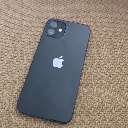 Apple iPhone 12 5G (4GB/64GB) like new