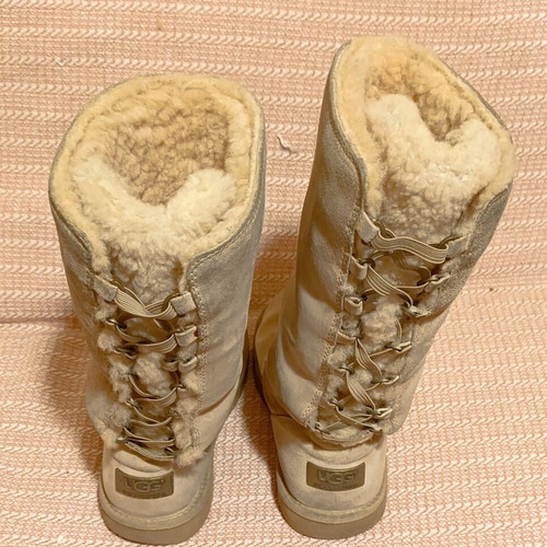 UGG Australia S/N 5734 Roseberry women's boots with leather and fur