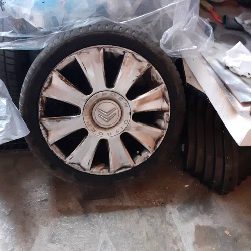 Citroen C3 rims used 195/45/16 in good condition