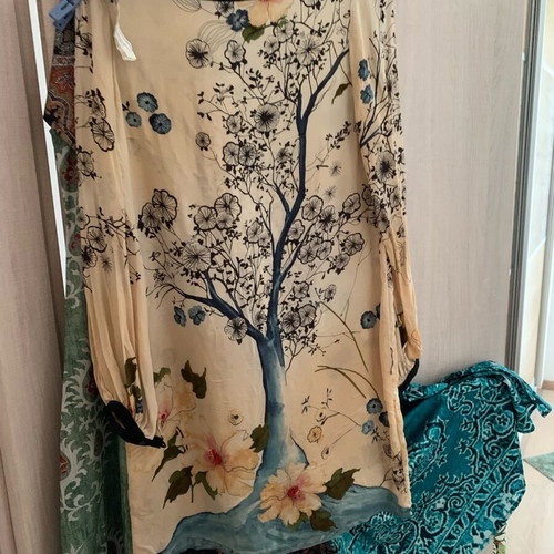 Silk dress new, multicolored, long sleeve