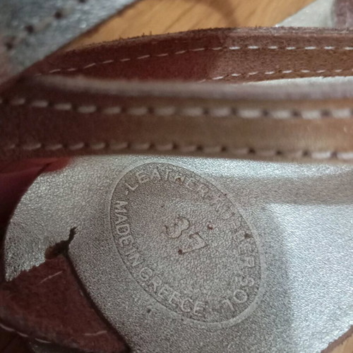 Golden sandals like new, leather, size 37