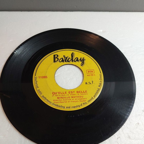 Qu'elle Est Belle Mireille Mathieu 45 vinyl used