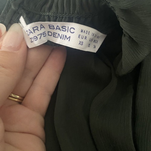 Zara green shirt with front opening, XS