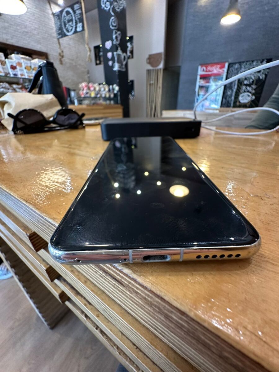 Huawei P60 Pro Rococo used 8GB/256GB… - € 380,00 - Vendora.cy