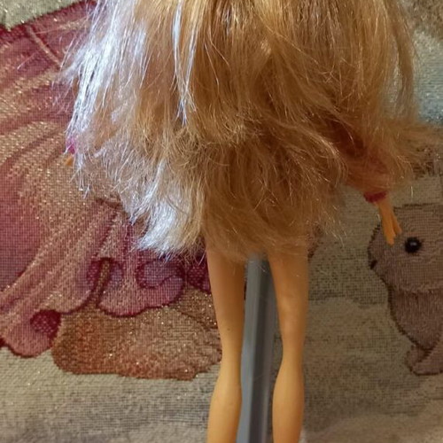 Winx Club Flora doll used with different boots