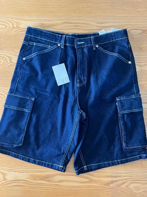 Zara denim cargo shorts size 46 new, blue