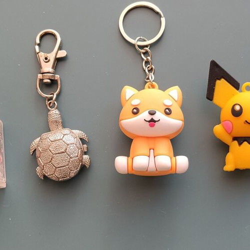 Children's keychains and bookmark like new, multicolored