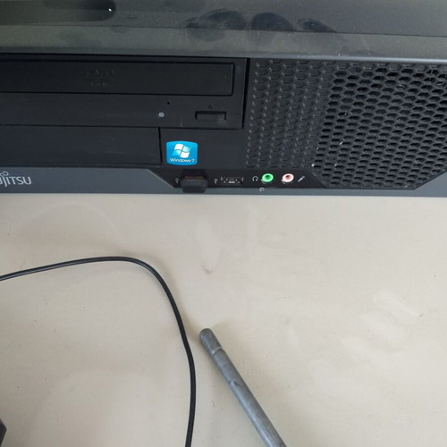 Fujitsu desktop computer like new