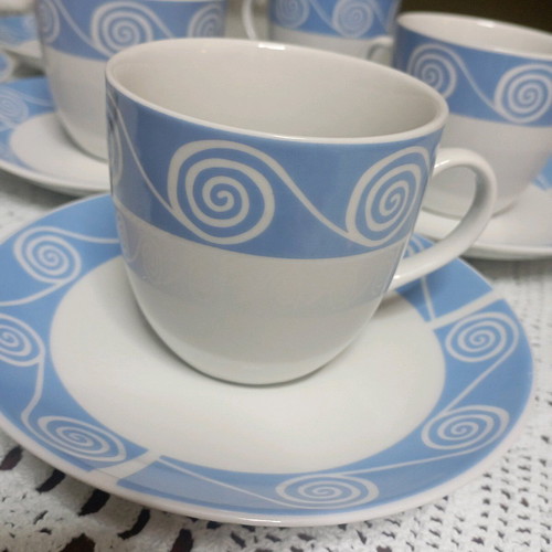 Porcelain cups like new, set of 12 pieces