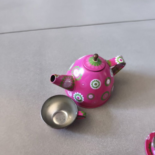 Tea Set with Children's Apron, Glove and Sweets like new