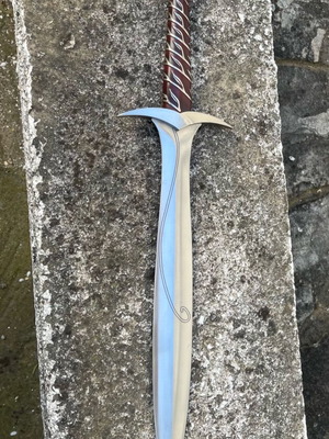 Sting sword Noble Collection replica from The Hobbit