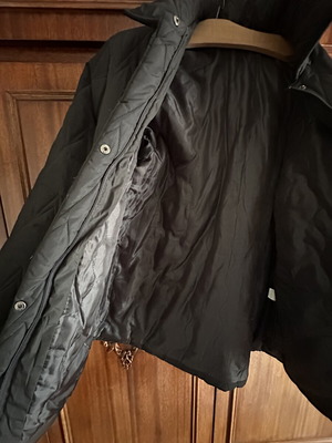 Women's jacket like new, black