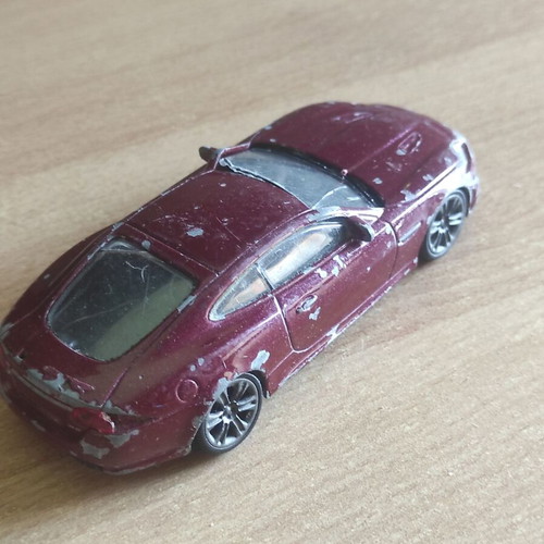 Welly Jaguar XKR-S 2011 1:43 used, poor condition but functional