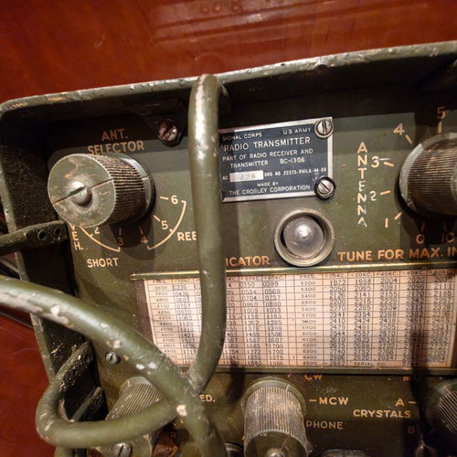 BC 1306 NOS B World War II US Army radio with matching power supply