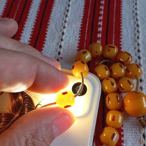 Mastic Sountourous beads from Syria like new, 31+2 beads 40.5gr