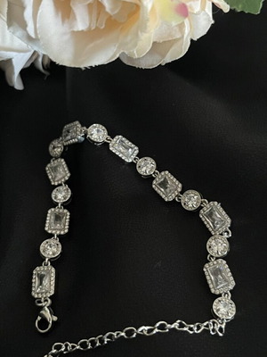 Riviera stainless steel bracelet with zirconia stones