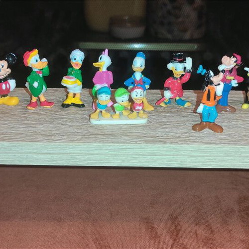 Φιγούρες Disney σαν καινούργιο, σετ 18 τεμαχίων με δώρο 1 διπλή