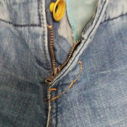 Toi&Moi Classic Low-Rise Flared Jeans Like New, Y2K Style